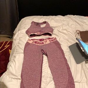 Gym shark leggings and sports bra